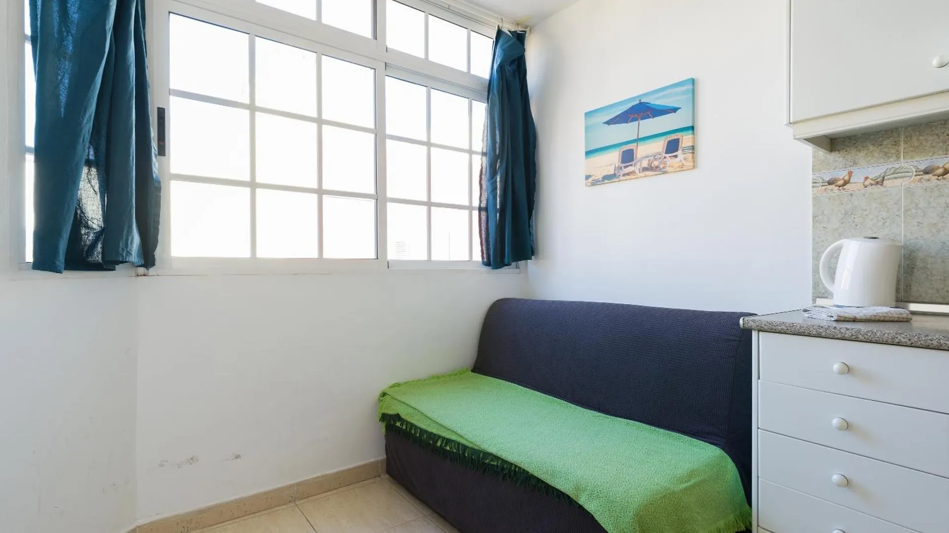 Mila Apartments Pura Vida Vecindario  Spain